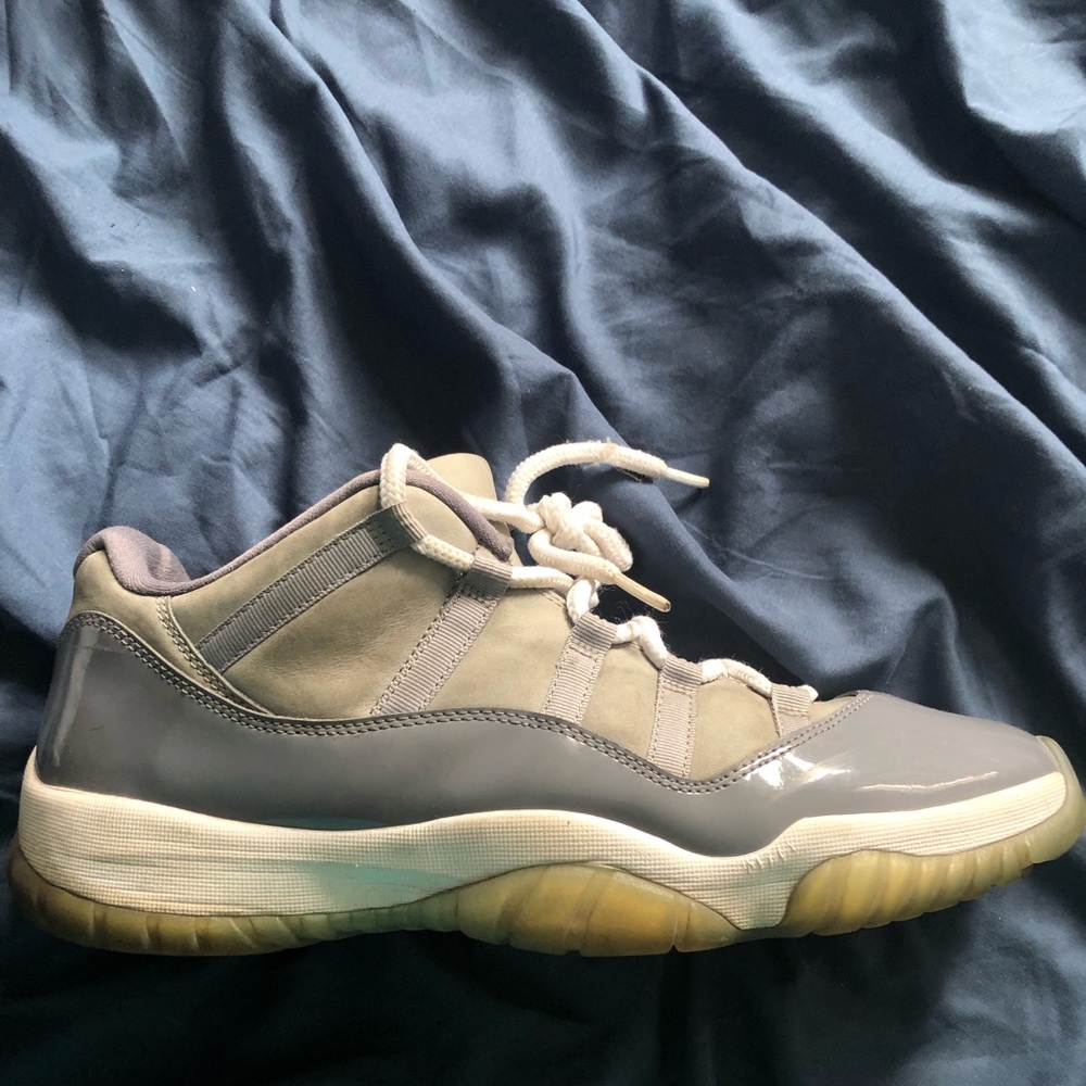 Air Jordan 11 Retro Low “cool grey”